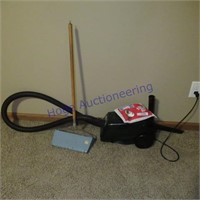 Dirt Devil vacuum & metal dust pan