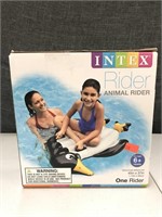 New Intex pool float