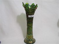 Fenton 11" green April Showers vase w/6 point