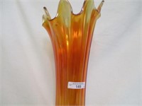 Nwood 13 1/2" mari. Thin Rib mid-size vase