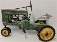 JD 620 Pedal Tractor to Restore