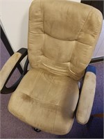 True Designs Managers Chair