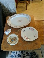 LR- Group lot of 4 Assorted China Pieces
