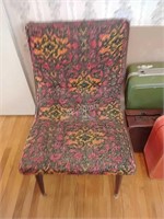 SR- Vintage Wooded Curved Back Chair