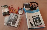 SR- Assorted lot of Vintage Personal Electronics