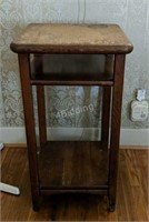 LR-Antique Wooden Telephone Table