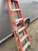 Fiberglass Step Ladder 6'