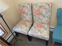 2 Floral upholstered chair