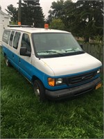 2004 ford e-150 passenger van 123k