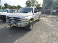 1998 Dodge Ram Pickup 1500 4X4 EXT CAB ST