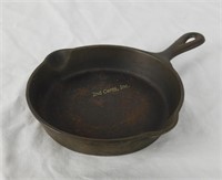 Small Wagner Ware Early Cast Iron Skillet 4"