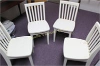 4 white wooden children's chairs