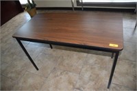 TABLE    (24"X48")