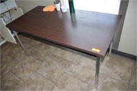 TABLE    (29 1/2" X 59 1/2")