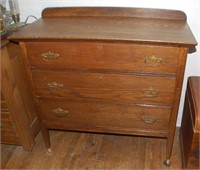 VINTAGE DRESSER