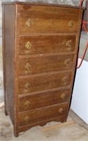 VINTAGE GENTELMAN'S CHEST OF DRAWERS