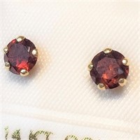 $120 14 KT Gold Red Garnet Earrings