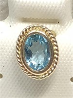 $250 14 KT Gold Blue Topaz Pendant