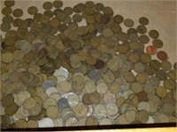 Hundreds of old wheat pennies