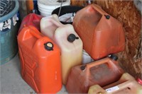 8 poly fuel cans