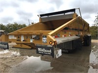 2009 Midland Tridem Clam Dump Trailer