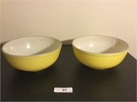 (2) Vintage Pyrex Yellow Large Mixing Bowl