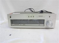 Vintage Technics FM/AM Stereo Tuner ST-8044