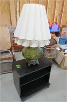 TV Stand w/Lamp