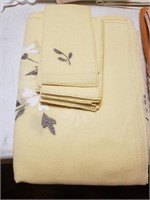 Vintage Yellow Table Linens