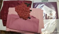 Burgundy/ Pink Table Linens