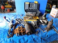 Plastic tool box, hyd jack, screw jack, starter,