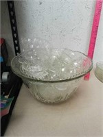 Leaf design Punch bowl with cups Nice condition
