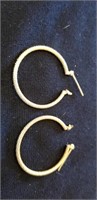 10kt gold hoop earrings