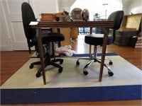 Game Table/Chairs