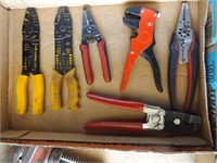 VARIETY OF DIFFERENT WIRE STRIPPERS