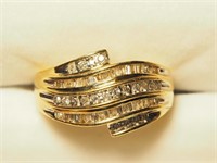 $3300. 10KT Gold Diamond Ring 5.17gm 1ct