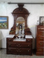 Victorian 2pc dresser and mirror w/marble tops