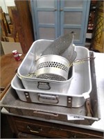 Misc aluminium trays, colander, baking pans