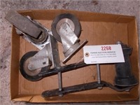 Box w/ (3) 4 in Casters & Boat Roller Guide