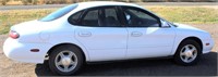 1999 Ford Taurus Car