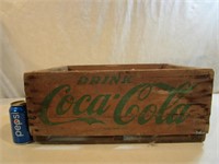 Caisse en bois vintage de Coca-Cola