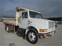1991 IH 4700 dump truck- VUT