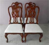 Set of Four Mahogany Queen Anne Chairs