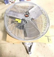 Dayton barn fan with hanging bracket