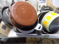 misc skillets with ceramic pots