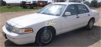 *2001 Ford Crown Victoria