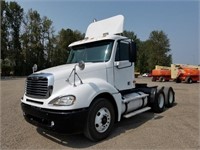 2004 Freightliner Columbia T/A Truck Tractor
