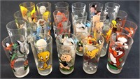 23 COLLECTIBLE LOONEY TUNES GLASSES