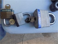 3 Master locks with keys