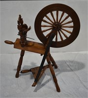 Antique Mid Size Spinning Wheel (Complete)